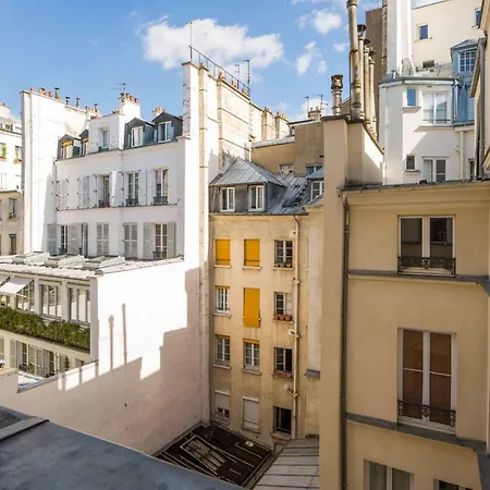 Lovely To The Heart Of Marais Apartment Paris